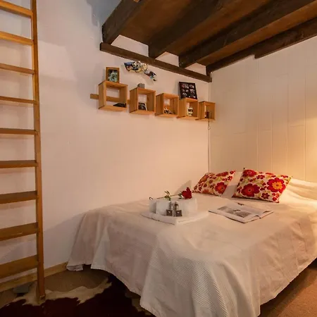 Apartament Sainte-foy-l'argentiere Sleeps 5 T683487