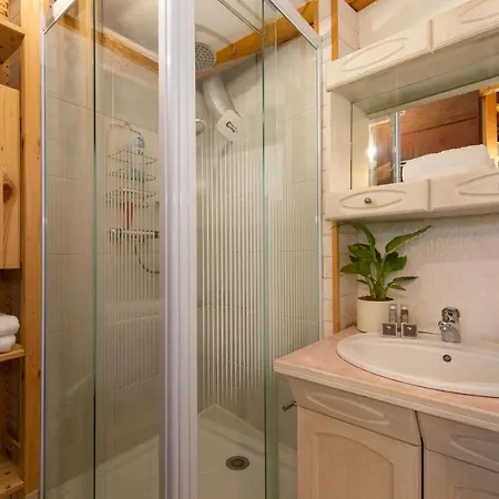 Sainte-foy-l'argentiere Sleeps 5 T683487 Apartament